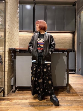 「刺繍」｜「アイテム（スタジャン）」を使った、つぼねさん（レディース・153cm）の秋コーディネート