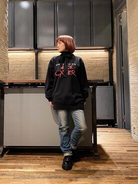 「ロックコーデ」｜「アイテム（スウェット）」を使った、つぼねさん（レディース・153cm）の冬コーディネート