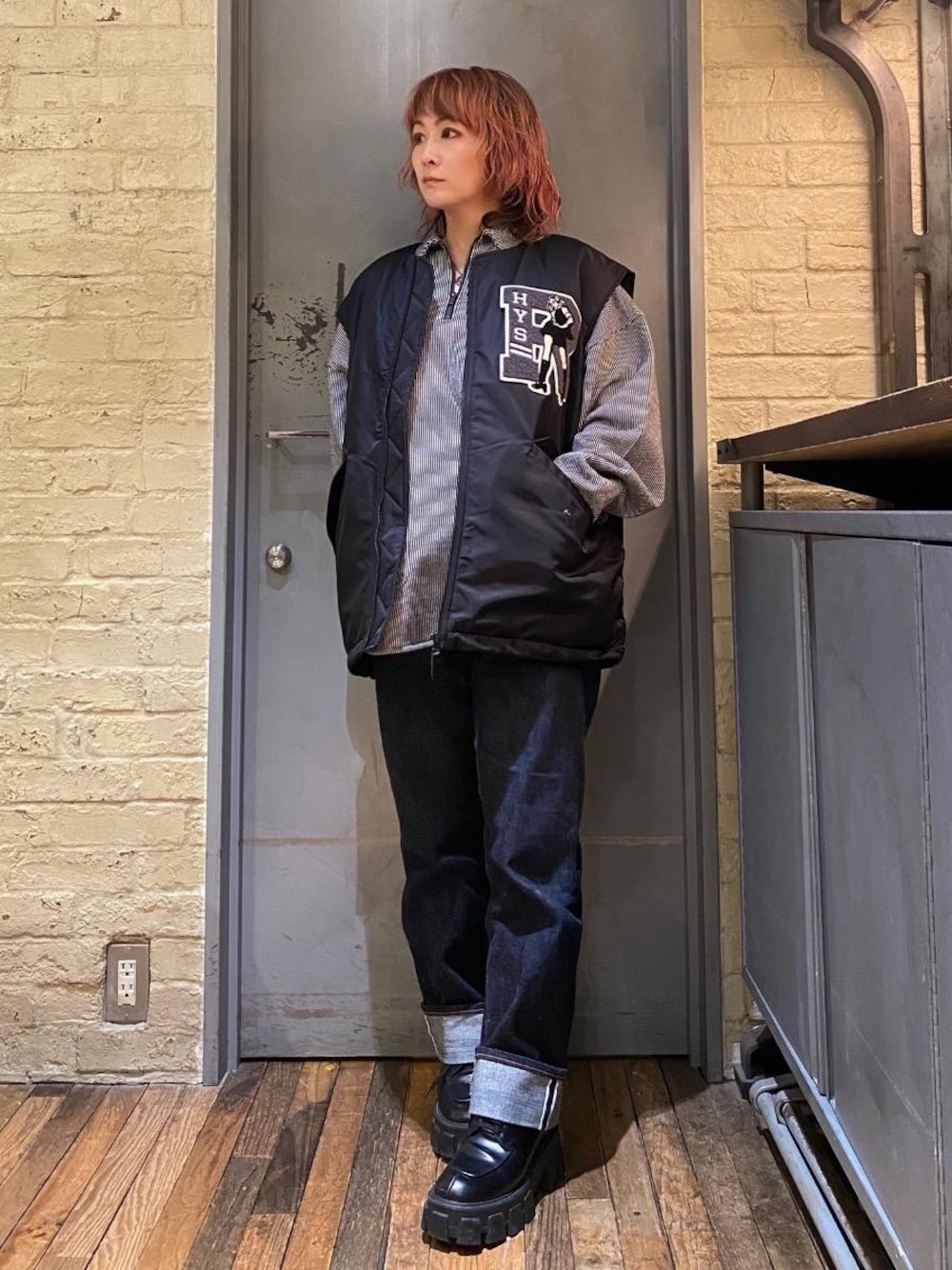 HYS ROCKワッペン オーバーサイズベストを使った人気ファッション