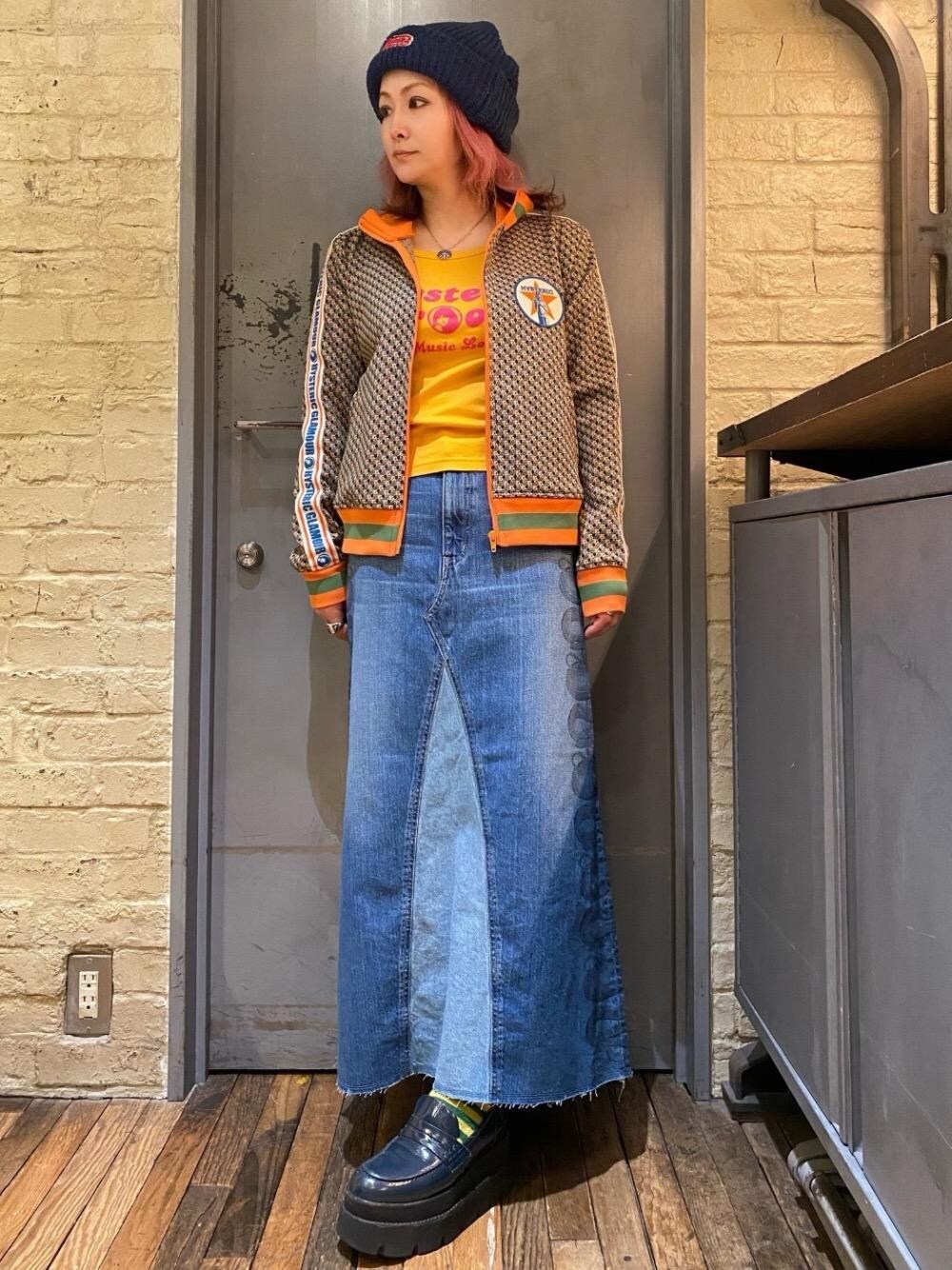 HG MONOGRAM柄ジャカード トラックジャケットを使ったショップスタッフ