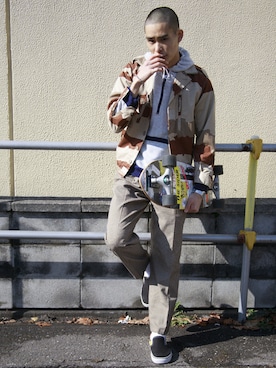 「アイテム（スラックス）」を使った、THE SIDERさん（メンズ・183cm）の秋コーディネート