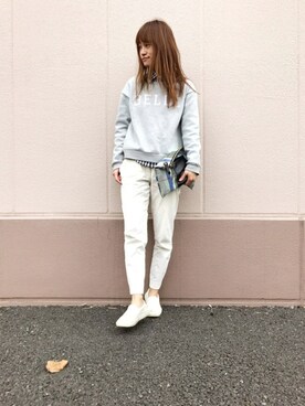 「DHOLIC（ディーホリック）のアイテム（スニーカー）」を使った、Natsu♡さん（レディース・162cm）の秋コーディネート