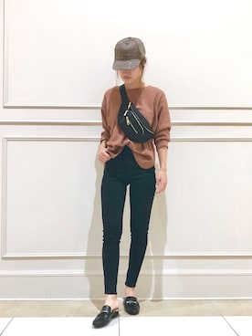 「アイテム（ボディバッグ/ウエストポーチ）」を使った、Natsu♡さん（レディース・162cm）の秋コーディネート