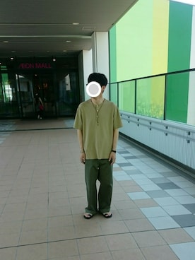 「nonnative（ノンネイティブ）のアイテム（サンダル）」を使った、アップーさん（メンズ・170cm）の夏コーディネート