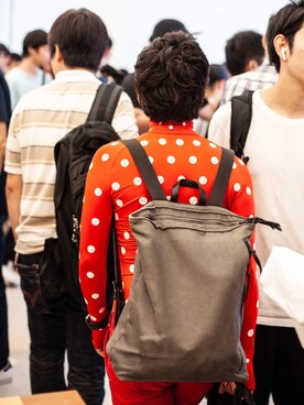 「ZOZO（ゾゾ）のアイテム（トップス、レッド系）」を使った、 赤ゾゾスーツの旅人 まきこうさん（メンズ）の秋コーディネート