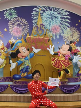 「ZOZO（ゾゾ）のアイテム（トップス、レッド系）」を使った、 赤ゾゾスーツの旅人 まきこうさん（メンズ）の秋コーディネート