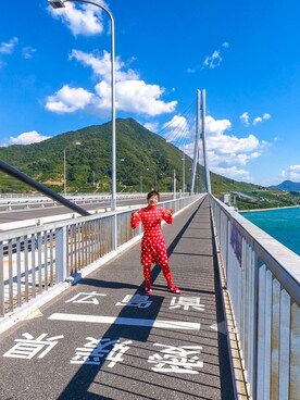 「ZOZO（ゾゾ）のアイテム（トップス、レッド系）」を使った、 赤ゾゾスーツの旅人 まきこうさん（メンズ）の秋コーディネート