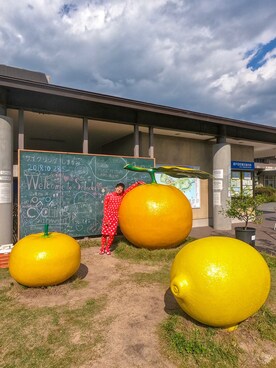 「ZOZO（ゾゾ）のアイテム（トップス、レッド系）」を使った、 赤ゾゾスーツの旅人 まきこうさん（メンズ）の秋コーディネート