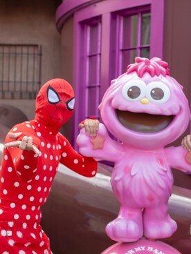 「ZOZO（ゾゾ）のアイテム（トップス、レッド系）」を使った、 赤ゾゾスーツの旅人 まきこうさん（メンズ）の秋コーディネート