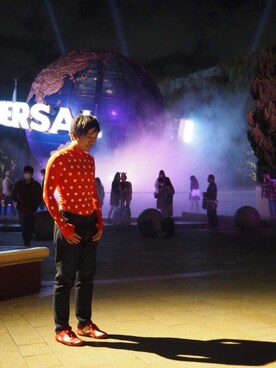 「ZOZO（ゾゾ）のアイテム（デニムパンツ、ブルー系）」を使った、 赤ゾゾスーツの旅人 まきこうさん（メンズ）の秋コーディネート