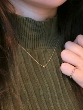 「アイテム（アクセサリー、レッド系）」を使った、manakaさん（レディース・157cm）の春コーディネート