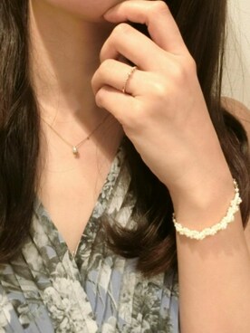 「agete（アガット）のアイテム（ブレスレット）」を使った、manakaさん（レディース・157cm）の冬コーディネート