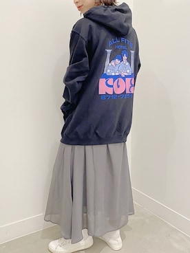 「koe（コエ）のアイテム（パーカー）」を使った、Rihoさん（レディース・155cm）の秋コーディネート