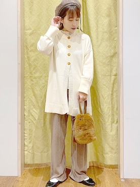 「サテンパンツ」｜「アイテム（ハンチング/ベレー帽）」を使った、Rihoさん（レディース・155cm）の冬コーディネート