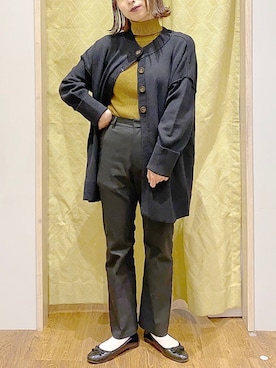 「earth music&ecology（アースミュージックアンドエコロジー）のアイテム（ニット/セーター、ブラック系）」を使った、Rihoさん（レディース・155cm）の冬コーディネート