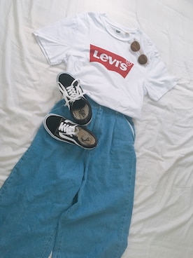 「Levi's（リーバイス）のアイテム（Tシャツ/カットソー）」を使った、近藤千尋さん（レディース・160cm）の春コーディネート