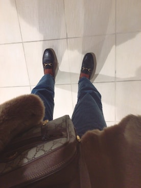 「GUCCI（グッチ）のアイテム（シューズ）」を使った、近藤千尋さん（レディース・160cm）の冬コーディネート