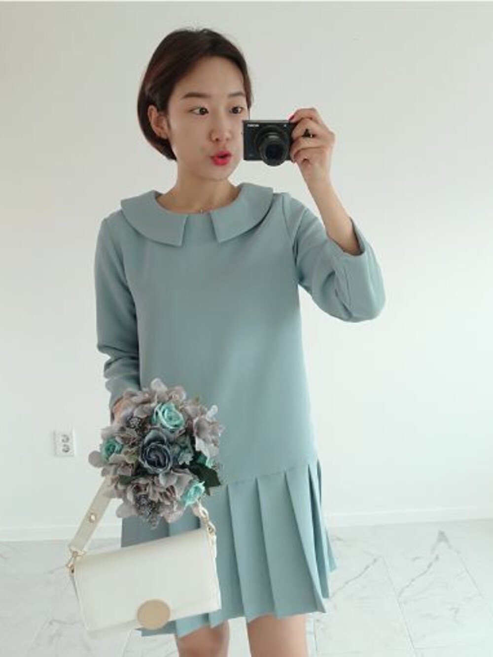 「ワンピース、 結婚式、 卒業式、 韓国ブランド、 大人可愛い、 プリーツワンピース、 韓国ファッション、 大人ガーリー、 ZEMMAWORLD、 はるコーデ」｜「(ZEM.attitude) フラットカラープリーツ切り替えワンピース（ワンピース、その他）」を使った、ZEMMAWORLDさん（レディース・164cm）の春コーディネートの1枚目の写真