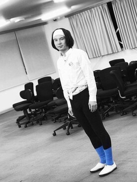 「blue」｜「アイテム（ヘアアクセサリー）」を使った、Rayさん（メンズ・173cm）の冬コーディネート