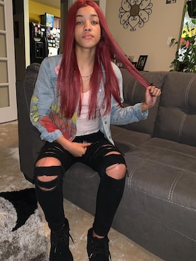 「アイテム（パンツ）」を使った、Mir Carterさん（レディース・180cm）の冬コーディネート