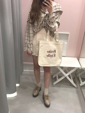 「へザー」｜「アイテム（PC・スマホグッズ/家電）」を使った、NENEさん（レディース・162cm）の夏コーディネート