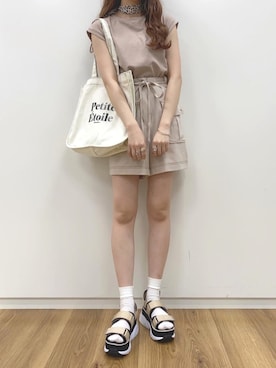 NENEさんのコーディネート