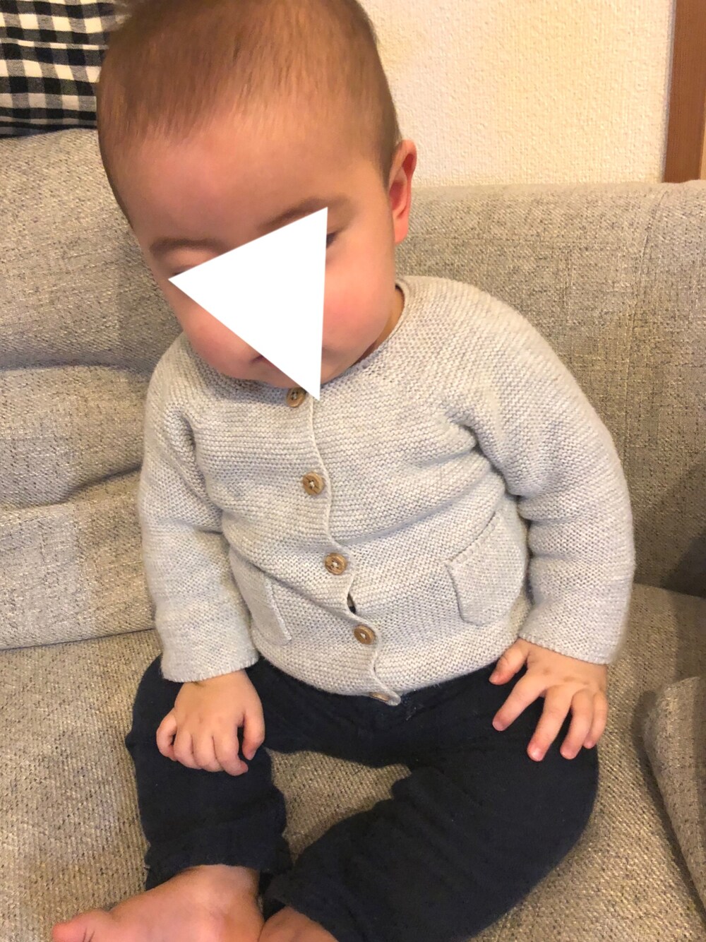 「シンプルコーデ、キッズファッション、カジュアル、０歳、男の子コーデ、ZARA、8ヶ月」｜「ZARA KIDSのアイテム（カーディガン/ボレロ、グレー系）」を使った、✩hm✩さん（キッズ・80cm）の冬コーディネートの1枚目の写真