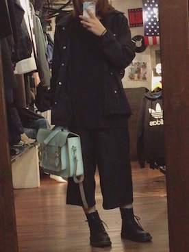 「アイテム（フレグランス）」を使った、ともさん（レディース・158cm）の秋コーディネート
