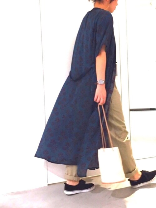 rukkilill（ルッキリル）の「S.H.Flower Print 5分袖ラップO.P.