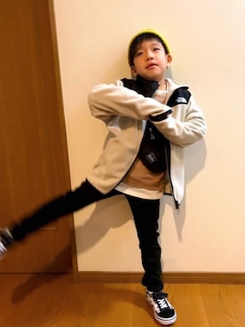 「Lee（リー）のアイテム（ボディバッグ/ウエストポーチ）」を使った、あさっぴー☆さん（キッズ・110cm）の秋コーディネート
