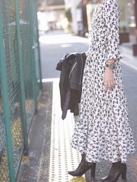 「春ワンピ」｜「アイテム（アクセサリー）」を使った、sakiさん（レディース・168cm）の冬コーディネート