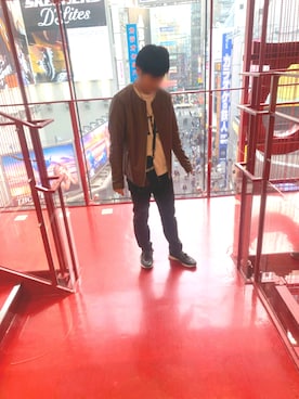「ITEMS URBANRESEARCH（アイテムズ アーバンリサーチ）のアイテム（ライダースジャケット）」を使った、りさん（メンズ・163cm）の春コーディネート