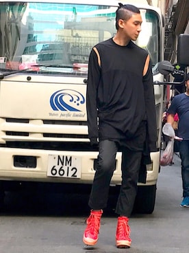 「DRKSHDW by RICK OWENS（ダークシャドウ バイ リックオウエンス）のアイテム（チノパンツ）」を使った、Iam Will Iamさん（メンズ・176cm）の冬コーディネート
