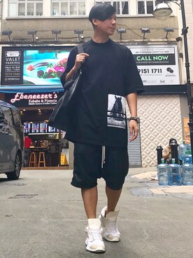 「DRKSHDW by RICK OWENS（ダークシャドウ バイ リックオウエンス）のアイテム（Tシャツ/カットソー）」を使った、Iam Will Iamさん（メンズ・176cm）の夏コーディネート