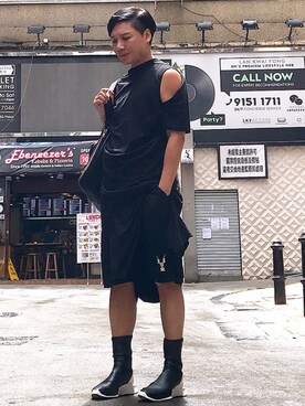 「DRKSHDW by RICK OWENS（ダークシャドウ バイ リックオウエンス）のアイテム（Tシャツ/カットソー）」を使った、Iam Will Iamさん（メンズ・176cm）の秋コーディネート