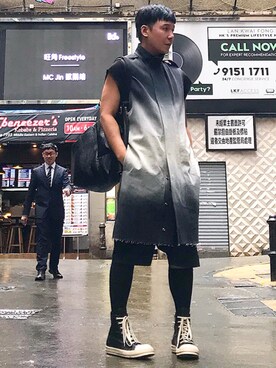 「DRKSHDW by RICK OWENS（ダークシャドウ バイ リックオウエンス）のアイテム（その他アウター）」を使った、Iam Will Iamさん（メンズ・176cm）の秋コーディネート