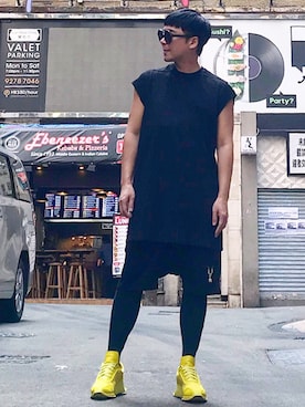「DRKSHDW by RICK OWENS（ダークシャドウ バイ リックオウエンス）のアイテム（カーゴパンツ）」を使った、Iam Will Iamさん（メンズ・176cm）の秋コーディネート