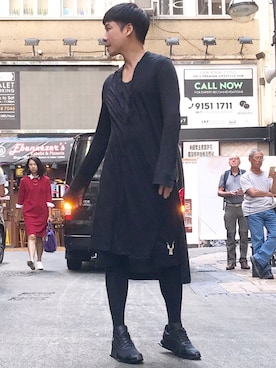 「DRKSHDW by RICK OWENS（ダークシャドウ バイ リックオウエンス）のアイテム（カーゴパンツ）」を使った、Iam Will Iamさん（メンズ・176cm）の秋コーディネート