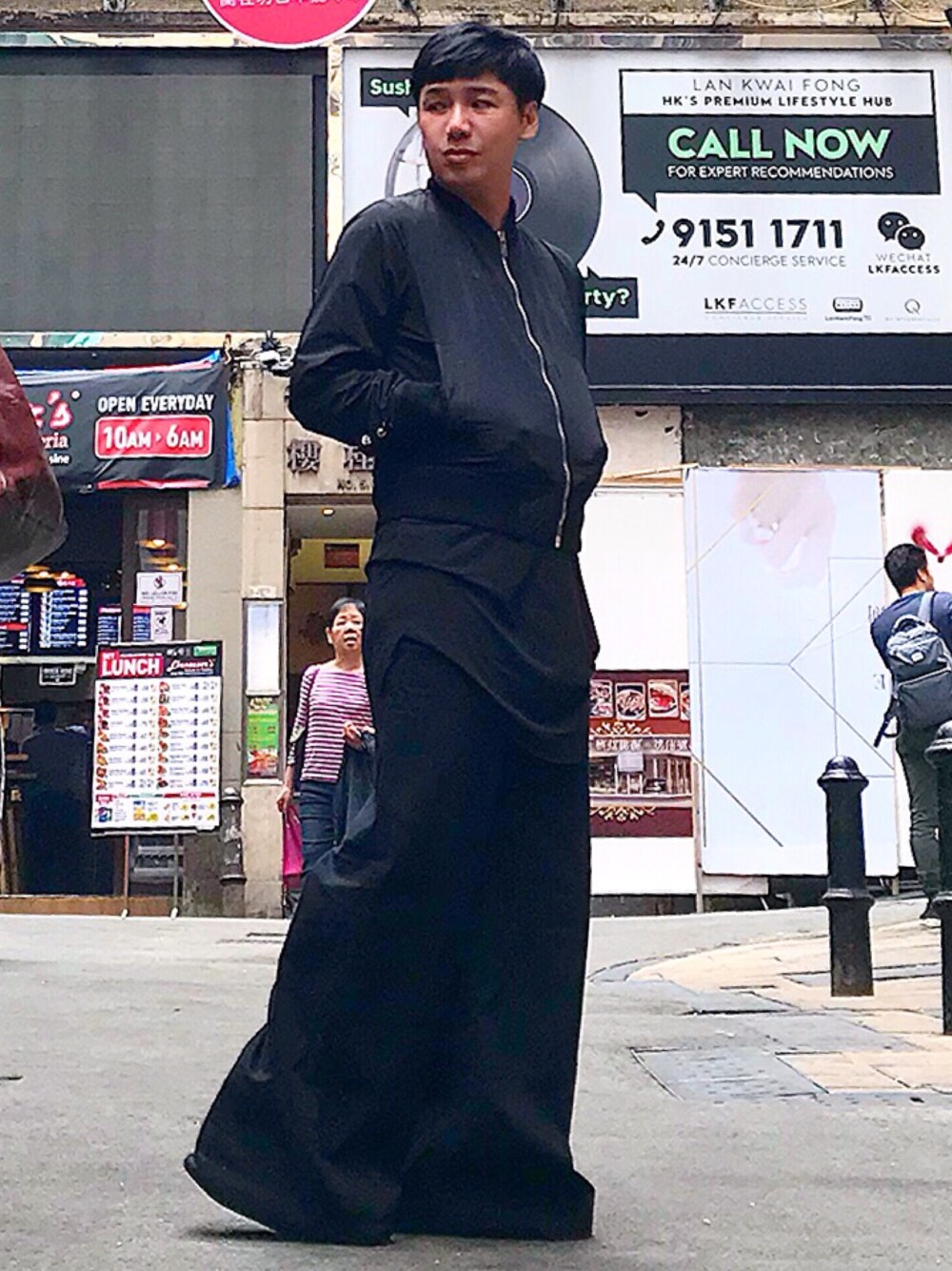 「ootd、look、STYLE、RICK OWENS、drkshdw、Rick Owens x adidas」｜「Rick Owensのアイテム（ライダースジャケット、ブラック系）」を使った、Iam Will Iamさん（メンズ・176cm）の秋コーディネートの1枚目の写真