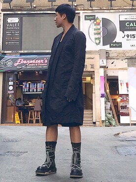 「DRKSHDW by RICK OWENS（ダークシャドウ バイ リックオウエンス）のアイテム（テーラードジャケット）」を使った、Iam Will Iamさん（メンズ・176cm）の秋コーディネート