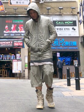 「DRKSHDW by RICK OWENS（ダークシャドウ バイ リックオウエンス）のアイテム（パーカー）」を使った、Iam Will Iamさん（メンズ・176cm）の冬コーディネート