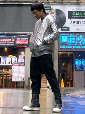 「DRKSHDW by RICK OWENS（ダークシャドウ バイ リックオウエンス）のアイテム（MA-1）」を使った、Iam Will Iamさん（メンズ・176cm）の冬コーディネート