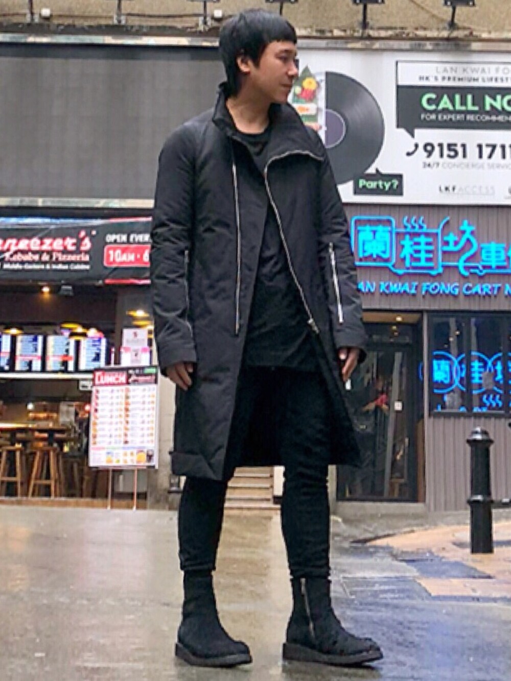 「ootd、STYLE、look、RICK OWENS、drkshdw」｜「Rick Owensのアイテム（ダウンジャケット/コート、ブラック系）」を使った、Iam Will Iamさん（メンズ・176cm）の冬コーディネートの1枚目の写真