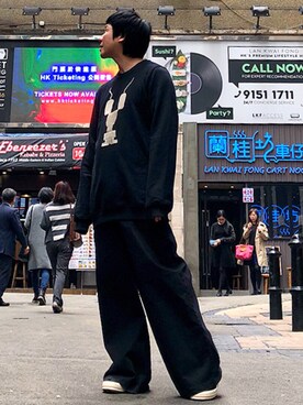 「DRKSHDW by RICK OWENS（ダークシャドウ バイ リックオウエンス）のアイテム（チノパンツ）」を使った、Iam Will Iamさん（メンズ・176cm）の冬コーディネート