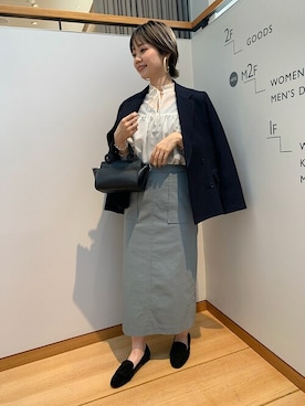 「ギャザーブラウス」｜鈴木さん（レディース・156cm）の春コーディネート