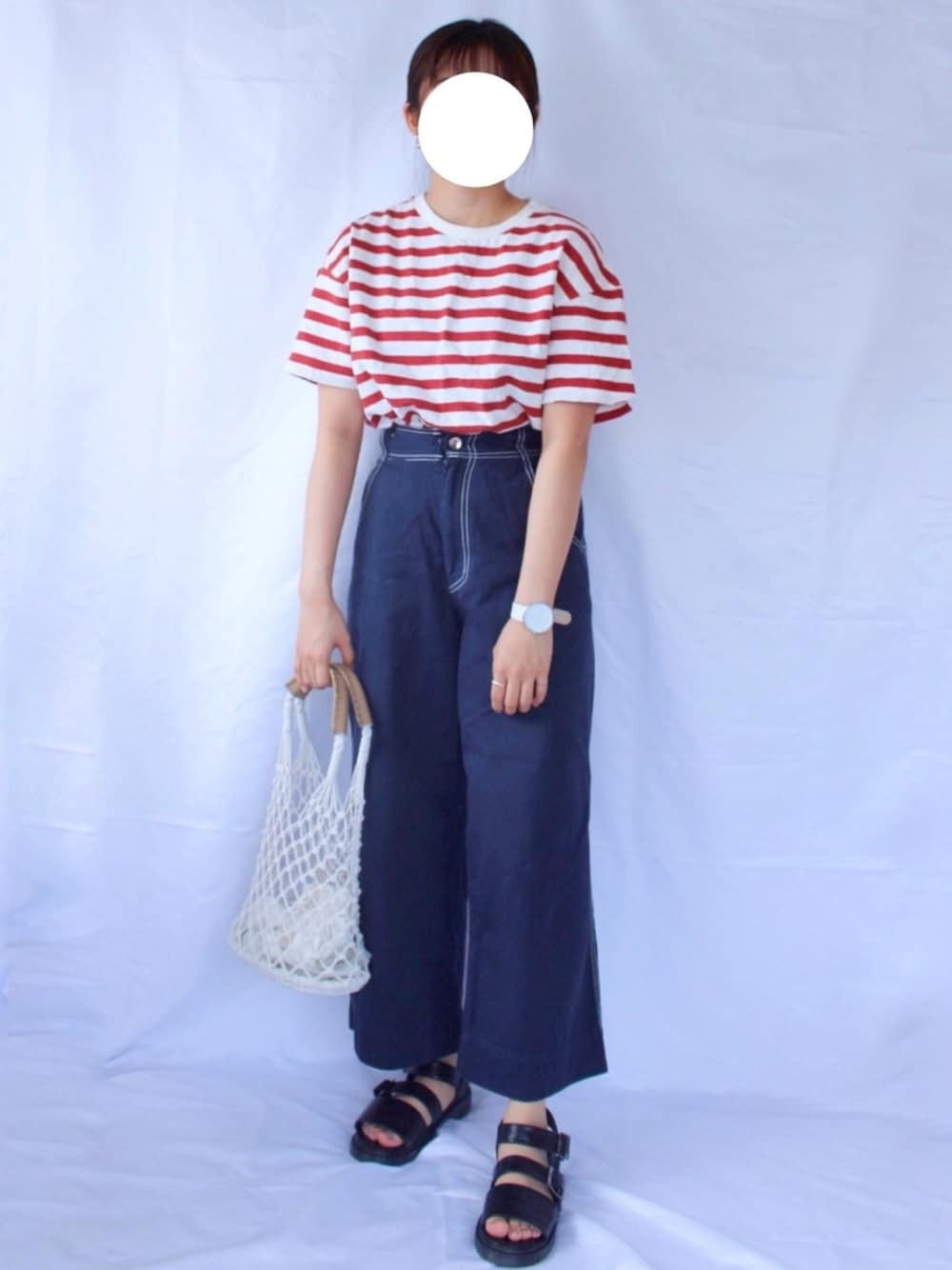「ボーダー、ボーダートップス、ワイドパンツ、夏だ！Tシャツ着よう！、UNIQLO、サンダル、かごバッグ、SENSEOFPLACE、シンプル、カジュアル」｜「UNIQLOのスラブボーダークルーネックT（半袖）（Tシャツ/カットソー、レッド系）」を使った、りつ。さん（レディース・154cm）の夏コーディネートの1枚目の写真