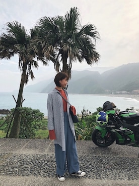 「海」｜「アイテム（その他シューズ）」を使った、JoyChenさん（レディース・167cm）の冬コーディネート