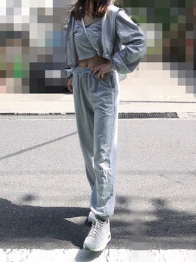 「NIKE AIR MAX 2 STRONG（ナイキエアマックス2ストロング）のアイテム」を使った、らりるさん（レディース・158cm）の春コーディネート