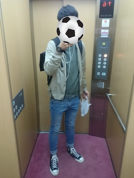 「COS（コス）のアイテム（スウェット）」を使った、きよさん（メンズ・182cm）の秋コーディネート