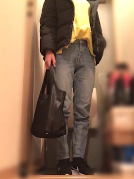 「ZOZO（ゾゾ）のスリムテーパードデニムパンツ［WOMEN］（デニムパンツ）」を使った、seyoさん（レディース・166cm）の冬コーディネート